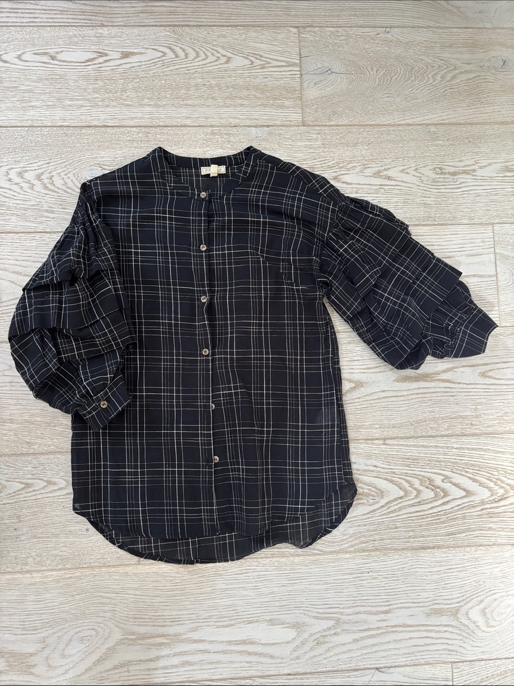 Hayden Girls ruffle sleeve blouse.